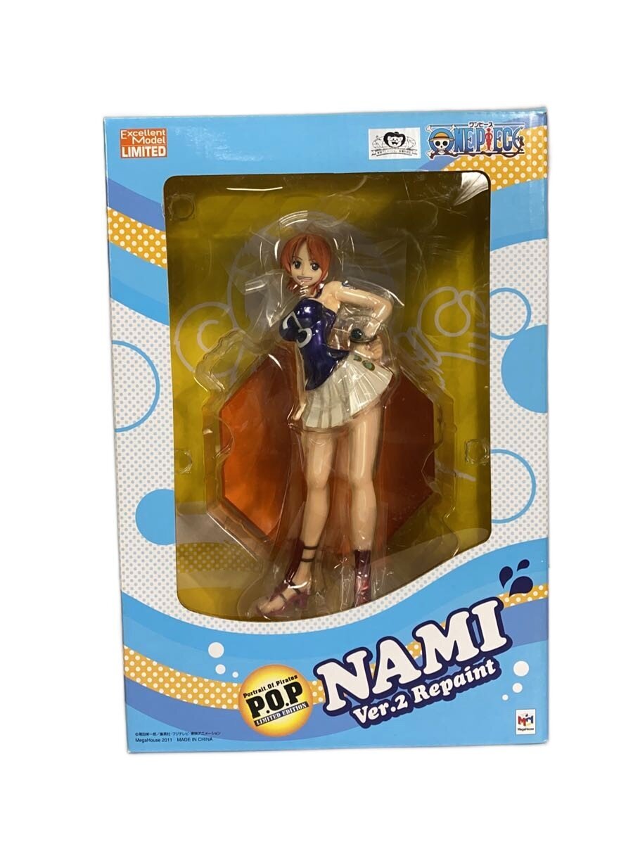 Mega House Figure — Nami Ver.2 (Repainted)