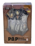 Mega House Figure: ONE PIECE (Comic & Anime)