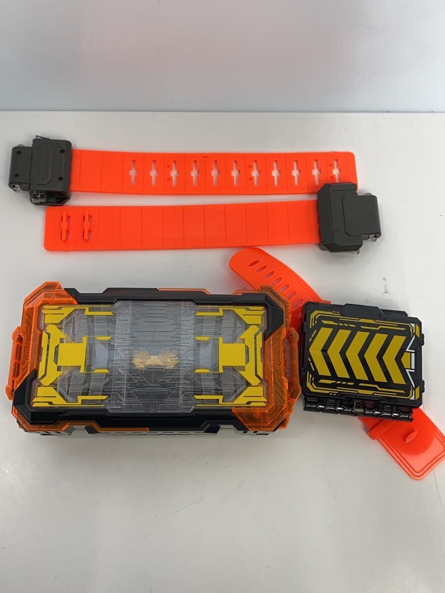 BANDAI DX Gatcha Driver (Kamen Rider) - Card Missing