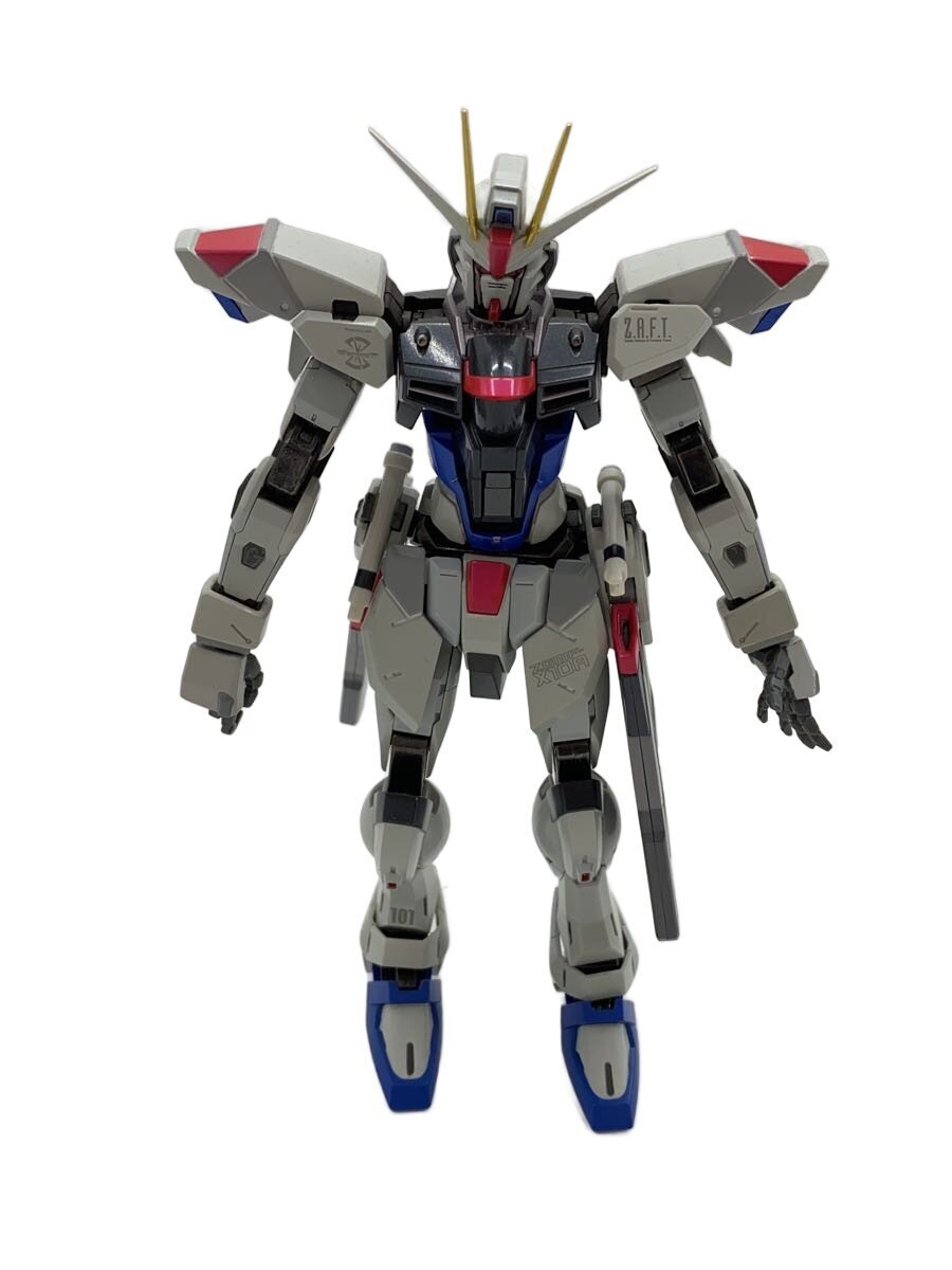 BANDAI METAL BUILD Freedom Gundam COMCEPT2
