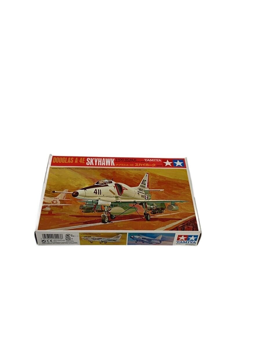TAMIYA 1/100 Douglas A-4E Skyhawk Plastic Model 60003