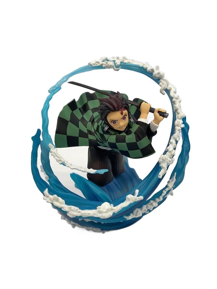 BANDAI SPIRITS Figuarts Tanjiro Kamado (Demon Slayer: Kimetsu no Yaiba)