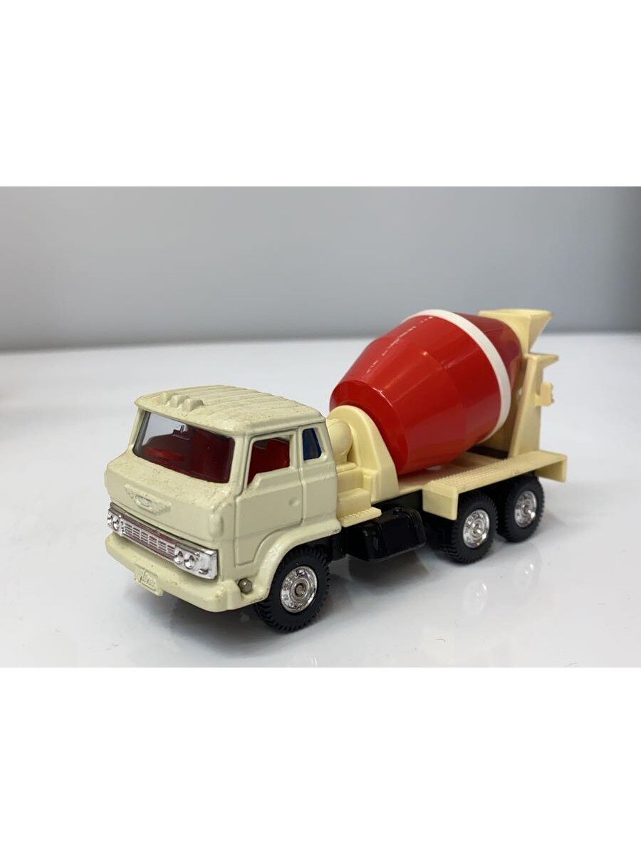 TOMY Boy 027