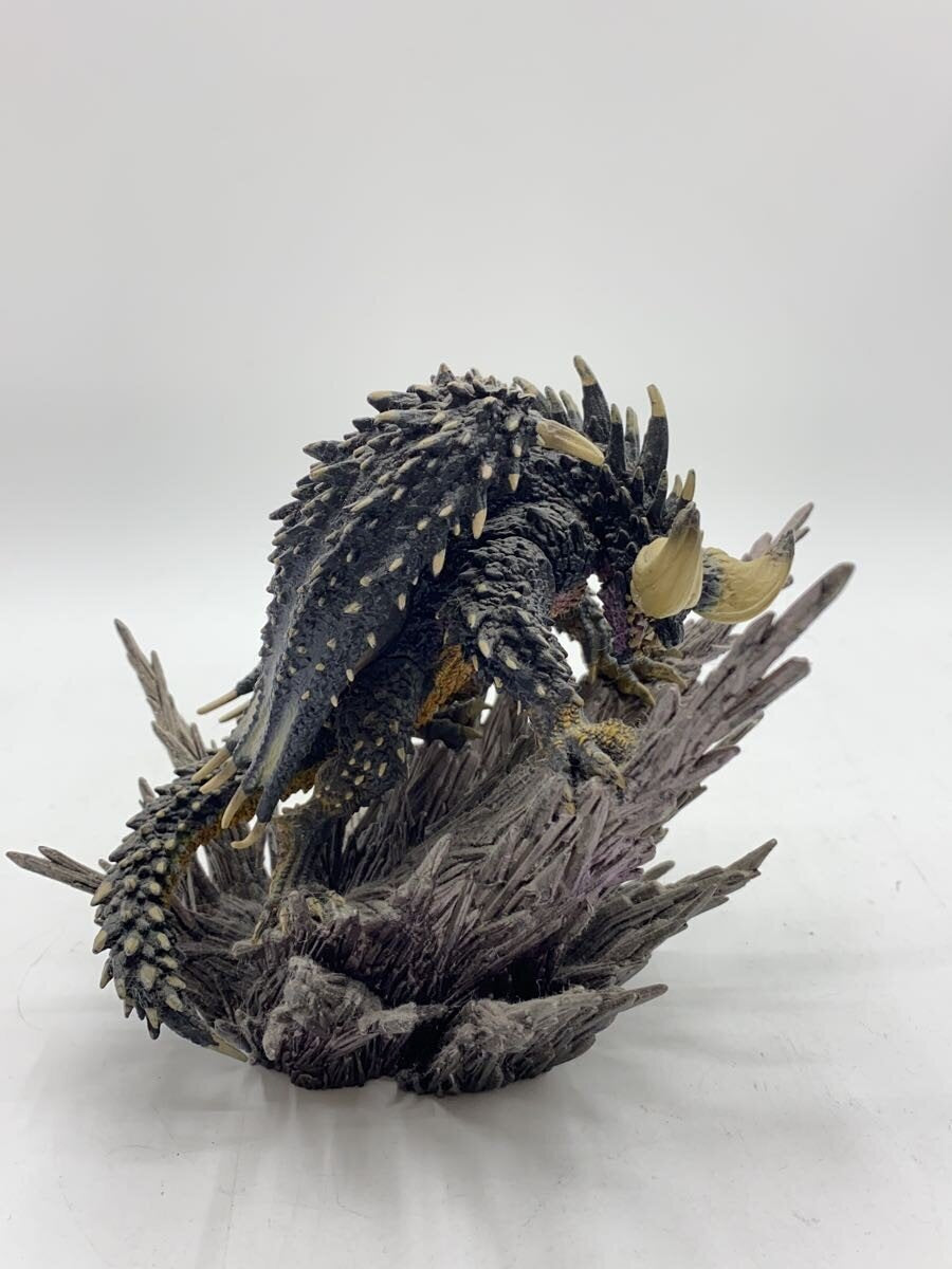 CAPCOM Figure