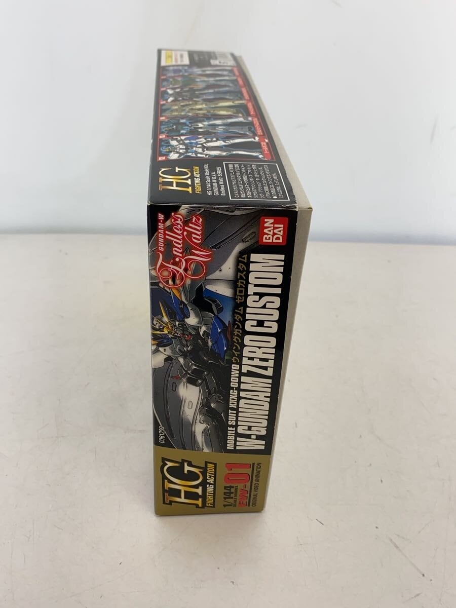 BANDAI 1/144 Wing Gundam Zero Custom XXXG-00W0