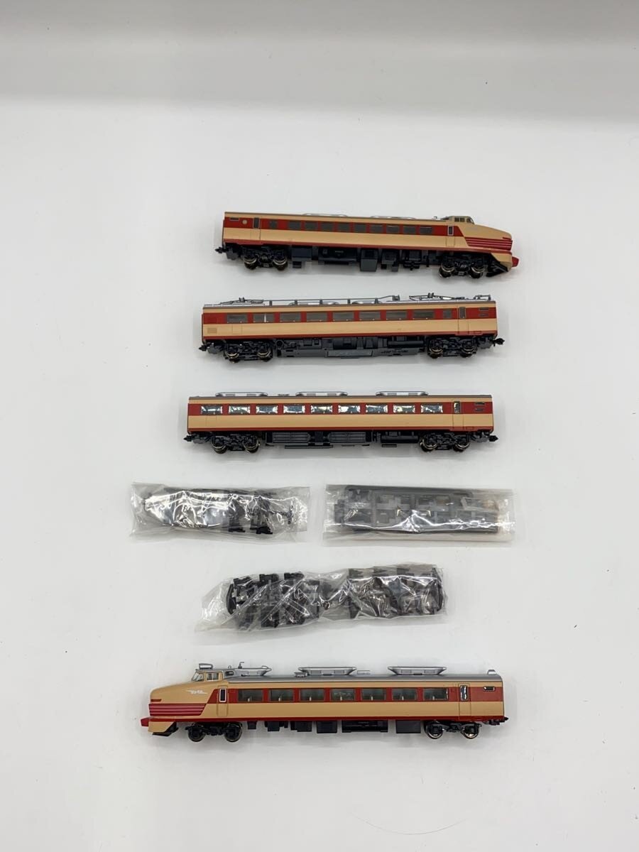 TOMIX Model Train