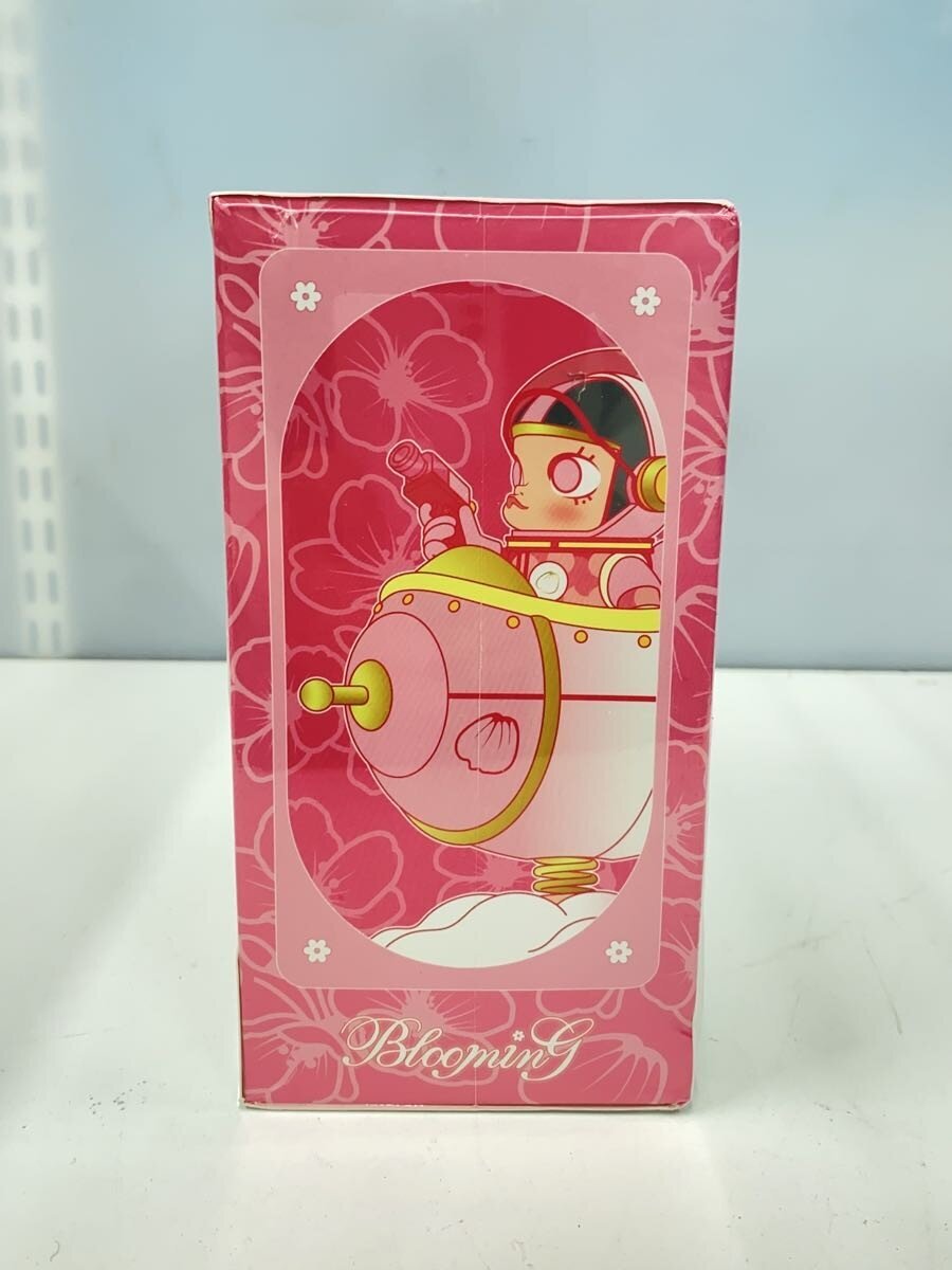 POP MART MEGA SPACE MOLLY