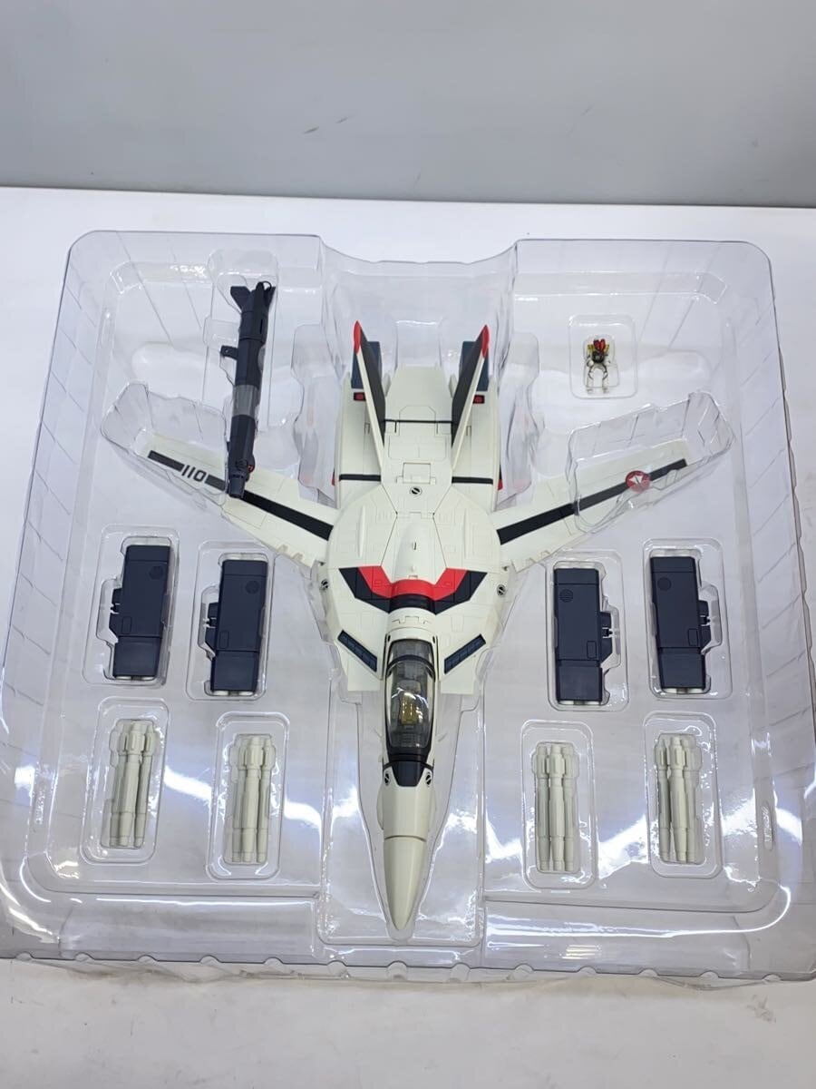 Yamato Macross 1/48 Scale VF-1A