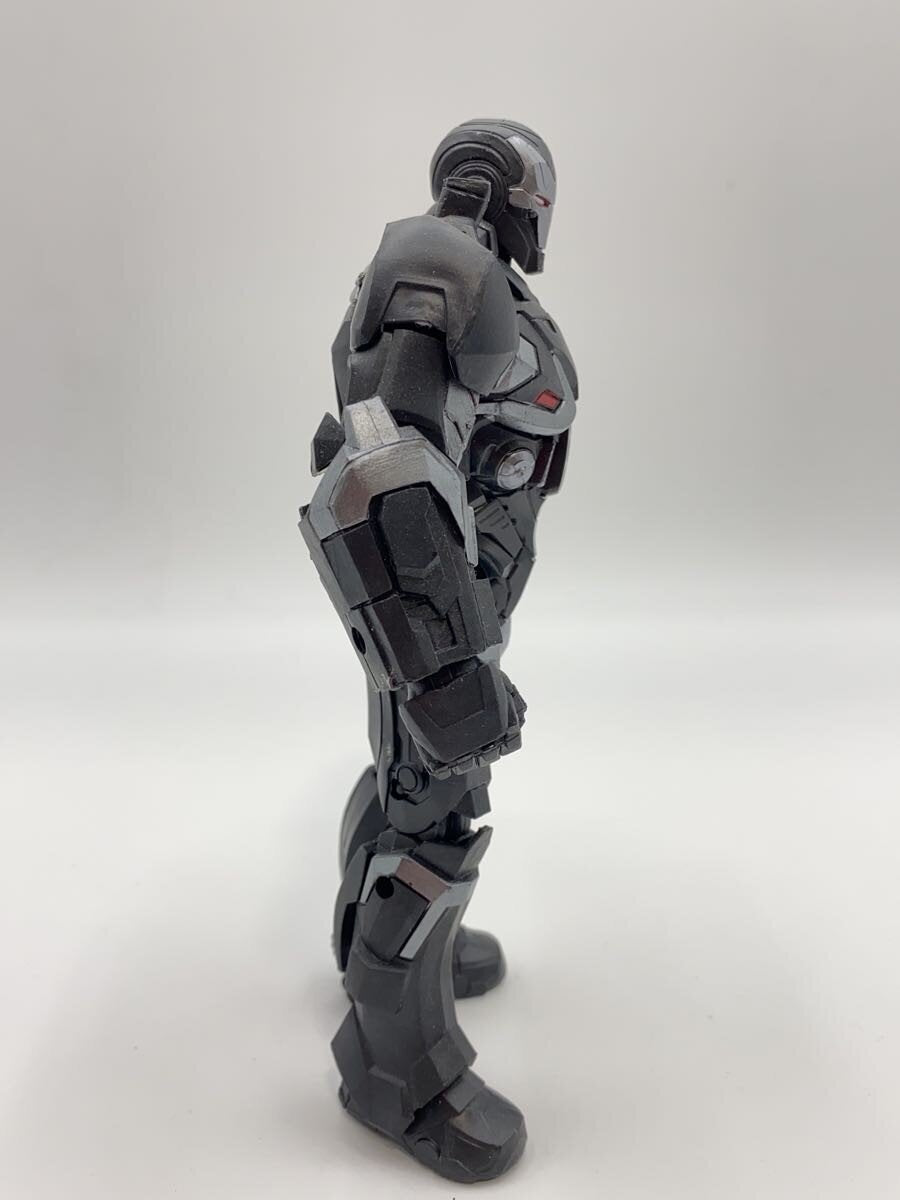 Hasbro Marvel Legends War Machine Figure