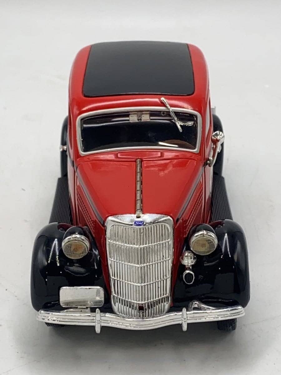 TEXACO 1935 Ford Sedan Delivery