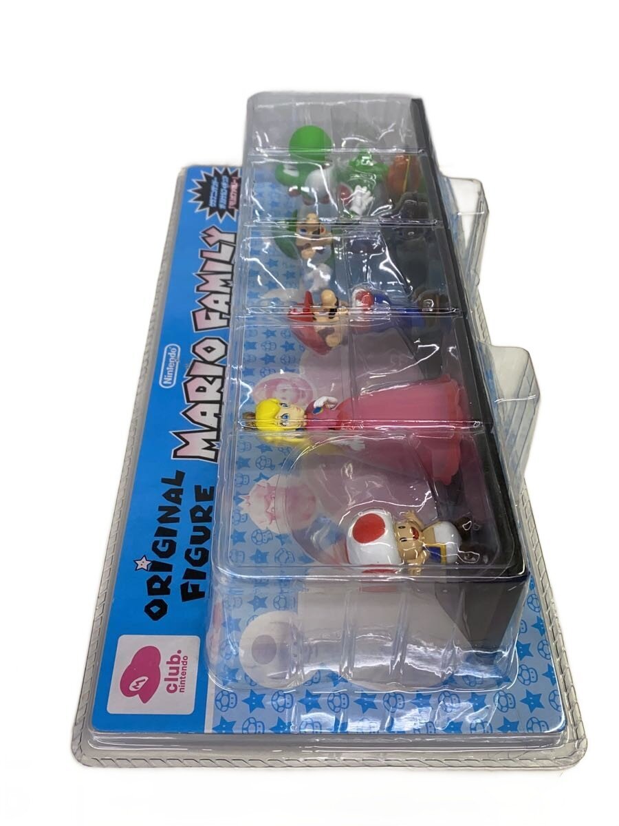 Nintendo Mario Family Club Nintendo (Case Damaged)