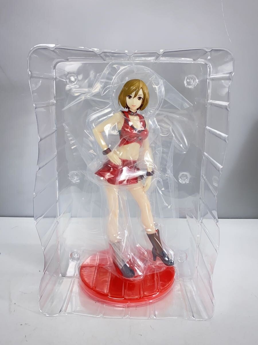 FURYU Figure