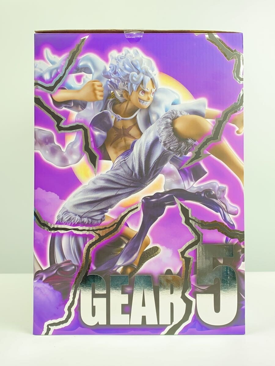 Mega House Figure (Comic & Anime)