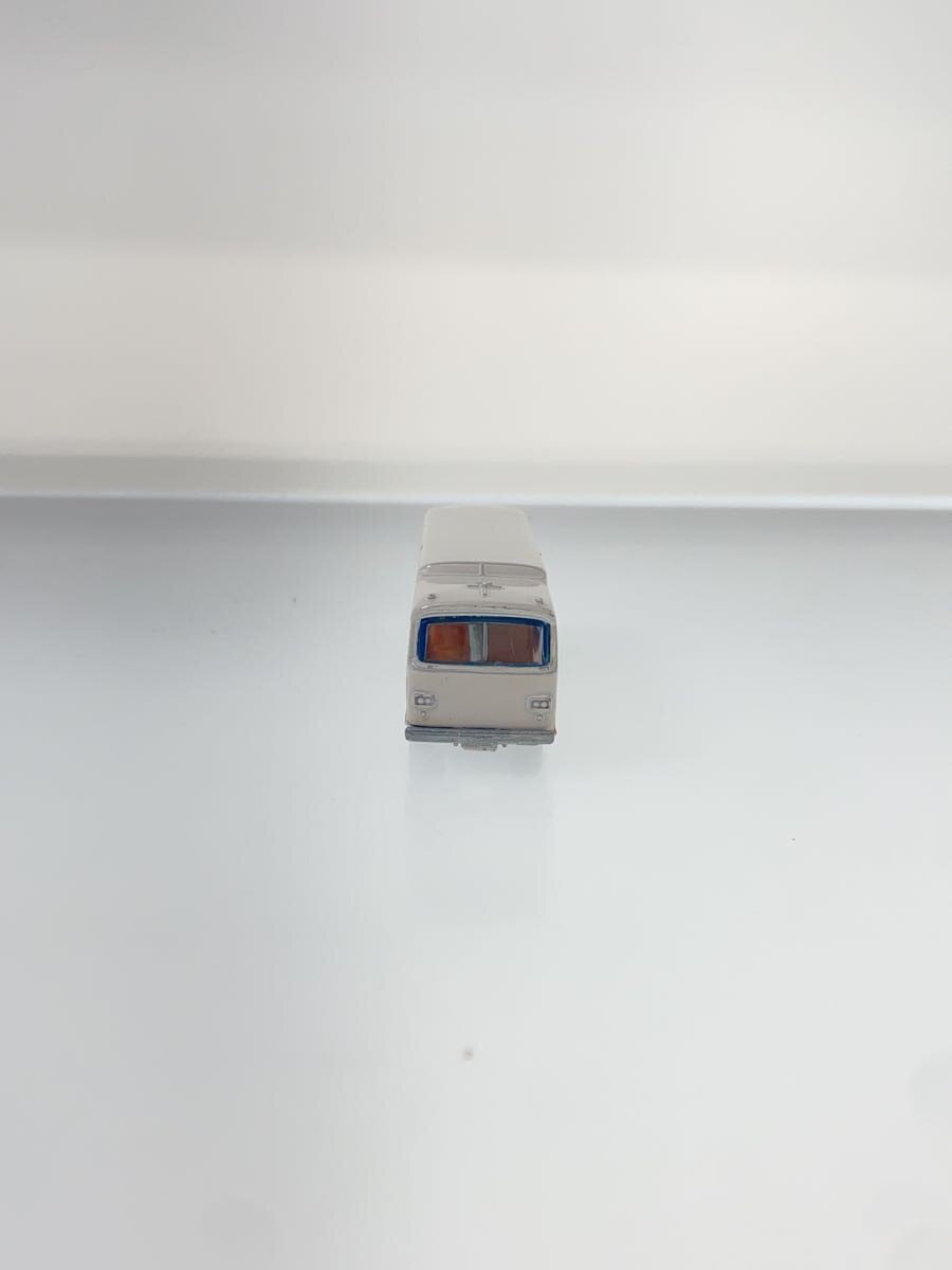 TOMY Tomica Made in Japan Fuji Semi-Decker Airport Bus 41-2 (Fuji Heavy Industries Type 13)