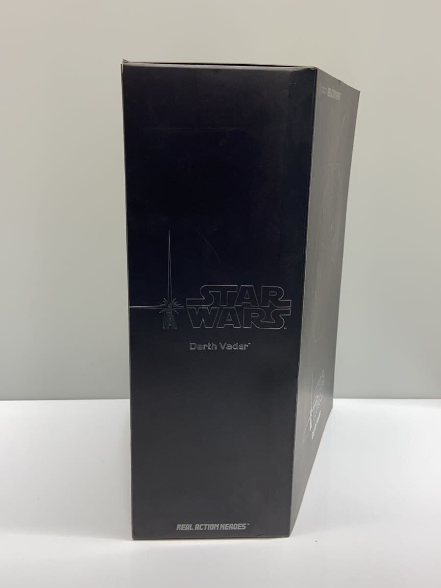 MEDICOM TOY REAL ACTION HEROES 1/6 Star Wars Darth Vader (box shows wear)