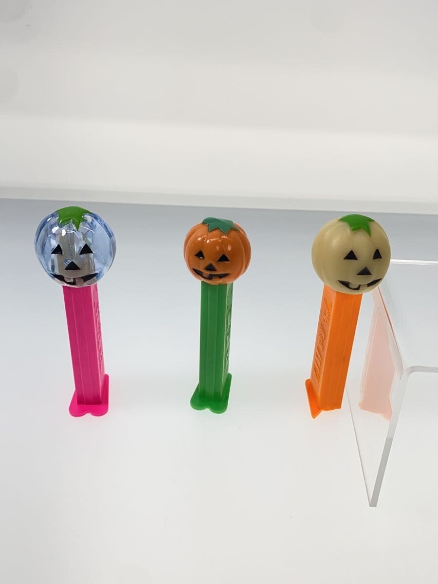 PEZ Halloween Dispensers (7 pieces) - Various Brands