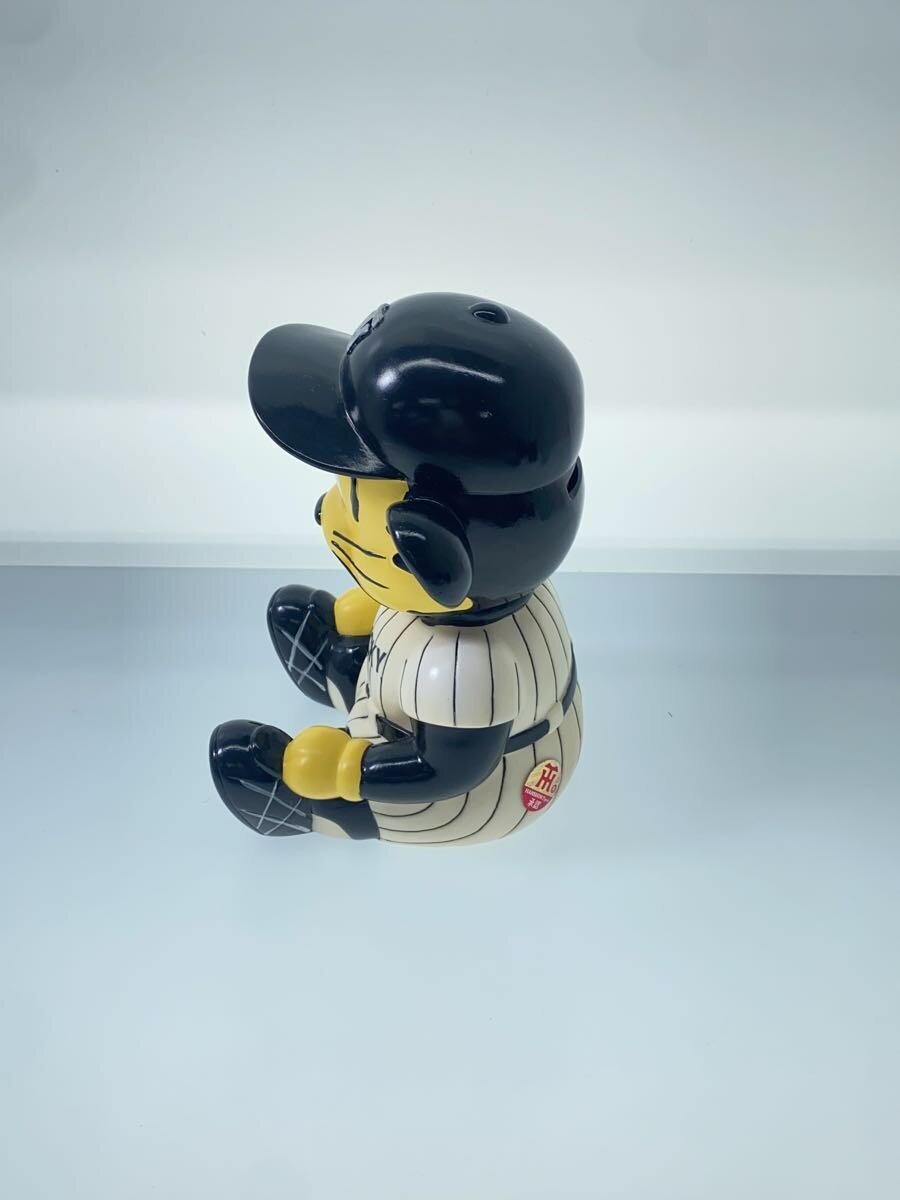 Torakky Soft Vinyl (Sofubi) Coin Bank — Other Brand