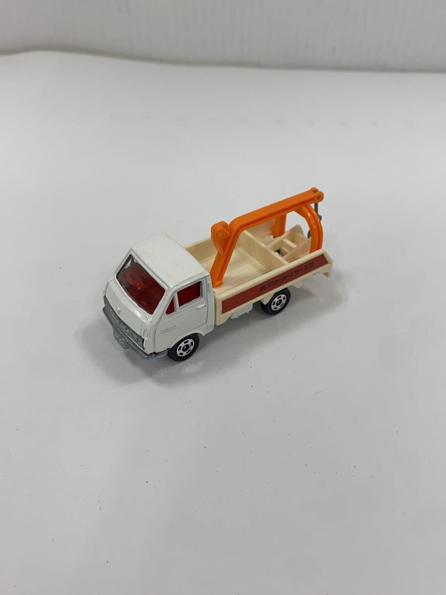 TAKARA TOMY Tomica Black Box Toyota Hiace Tow Truck Mini Car