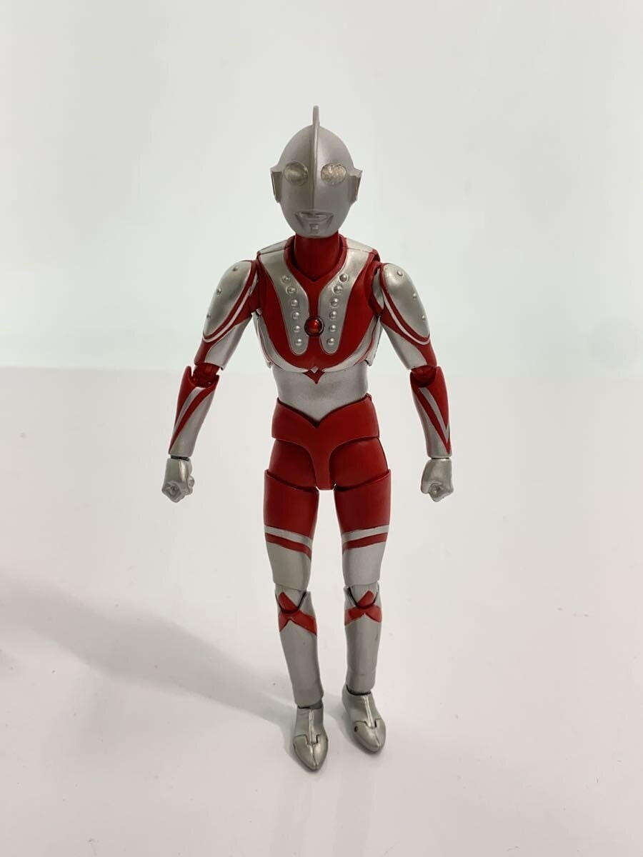 BANDAI SPIRITS S.H.Figuarts Ultraman Zoffy Figure with Box