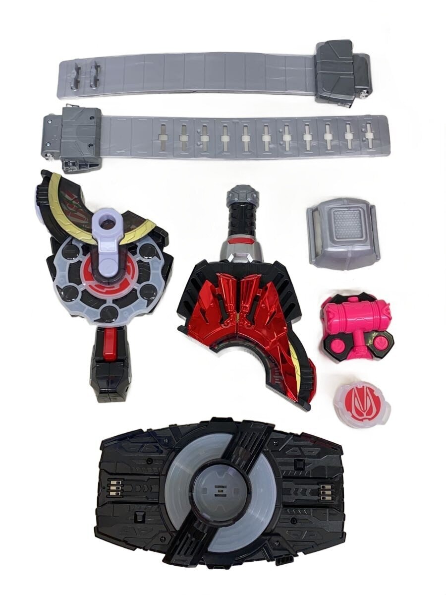 BANDAI DX Desire Driver & Command Twin Buckle & Raging Sword (Kamen Rider Geats)