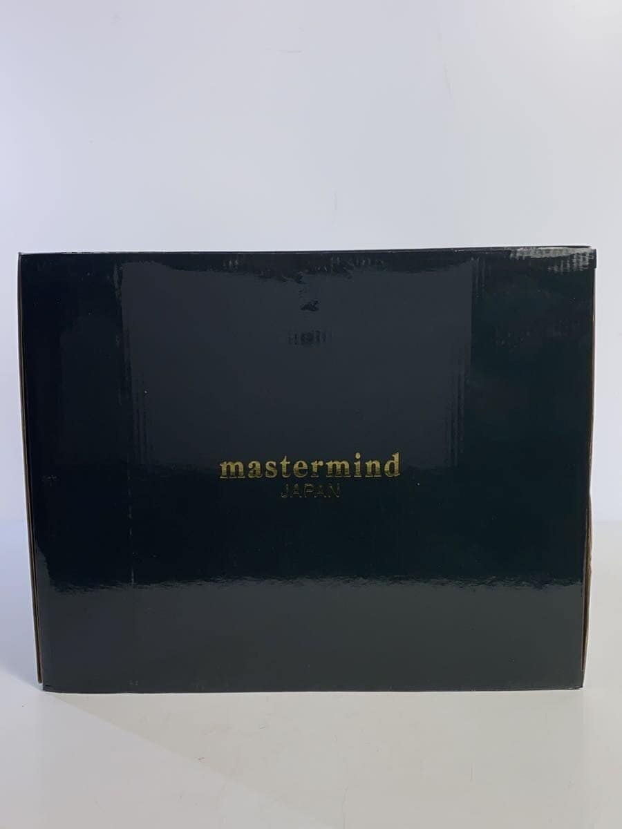Mega House × mastermind JAPAN THEATER8 cast by mastermind JAPAN DESKTOP REAL McCOY Figure