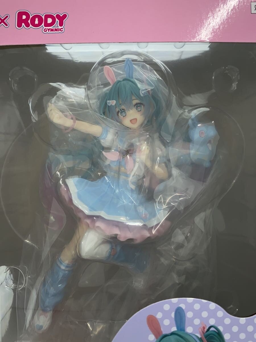 TAITO Figure Hatsune Miku