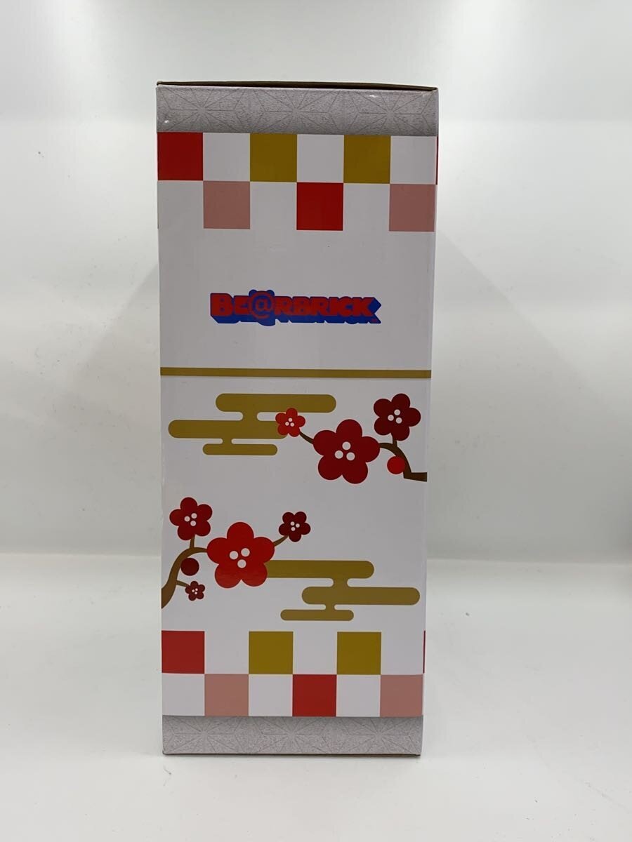 MEDICOM TOY Figure