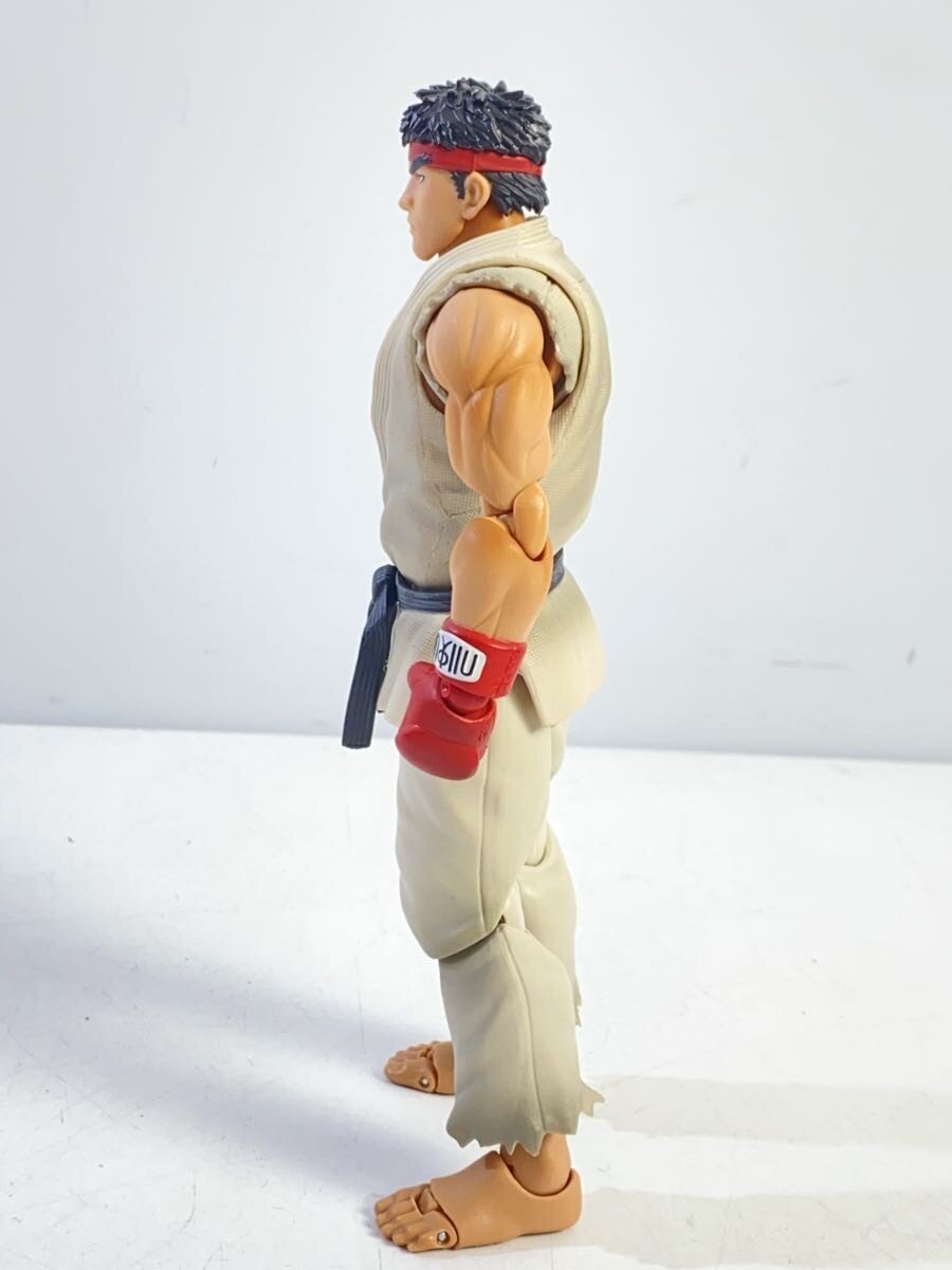 BANDAI SPIRITS s.h.Figuarts Street Fighter Ryu (Outfit 2) Figure
