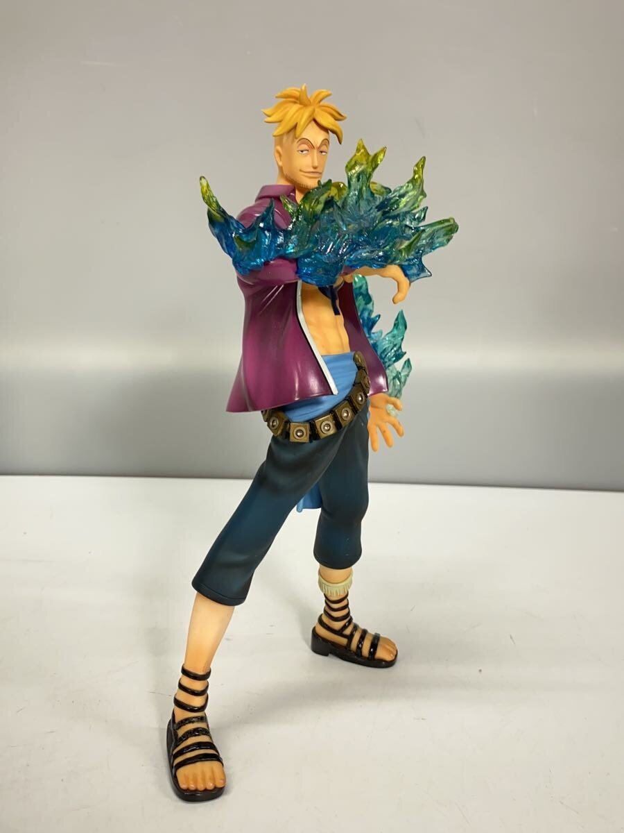Mega House Figure