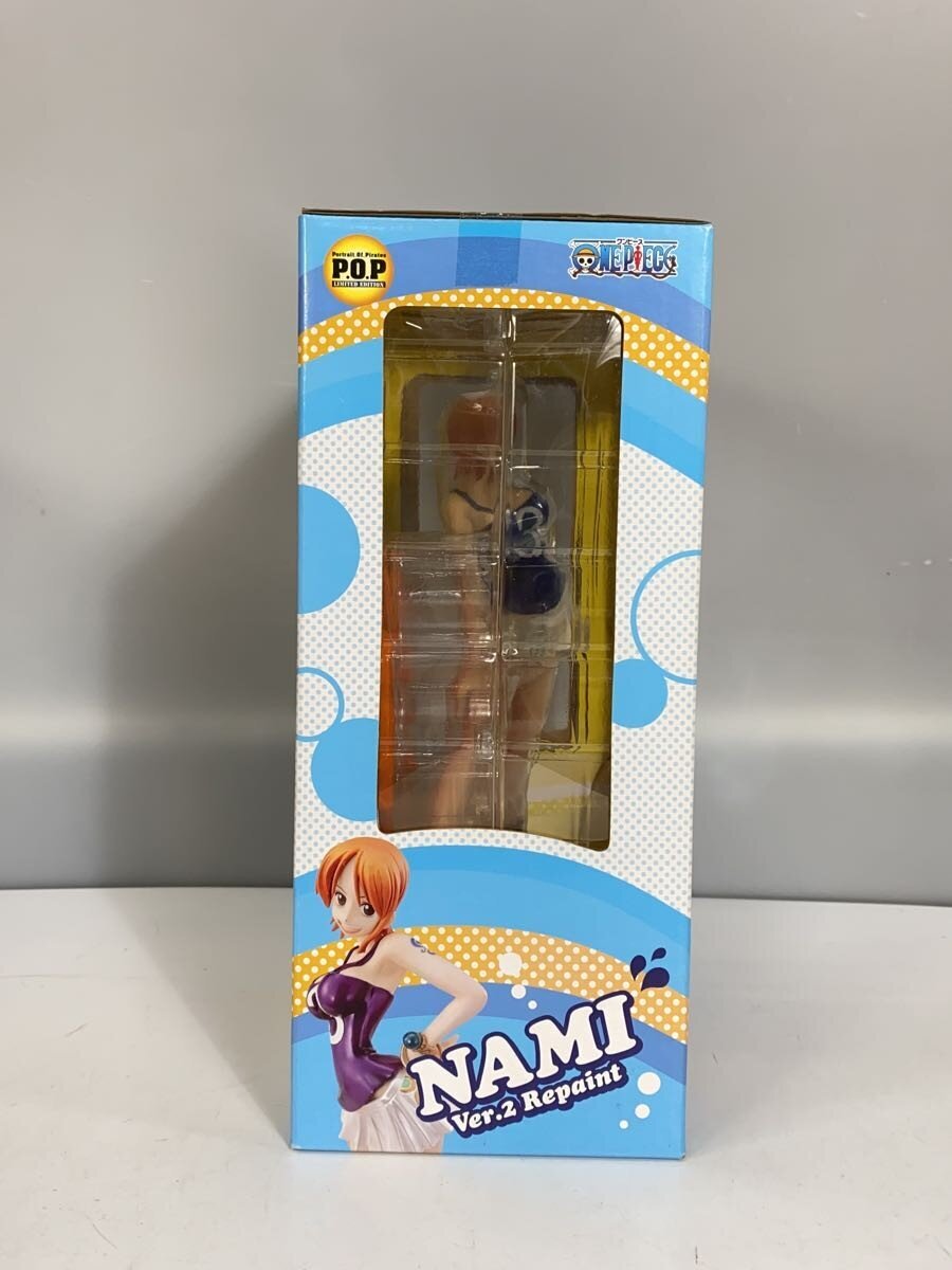 Mega House Figure — Nami Ver.2 (Repainted)