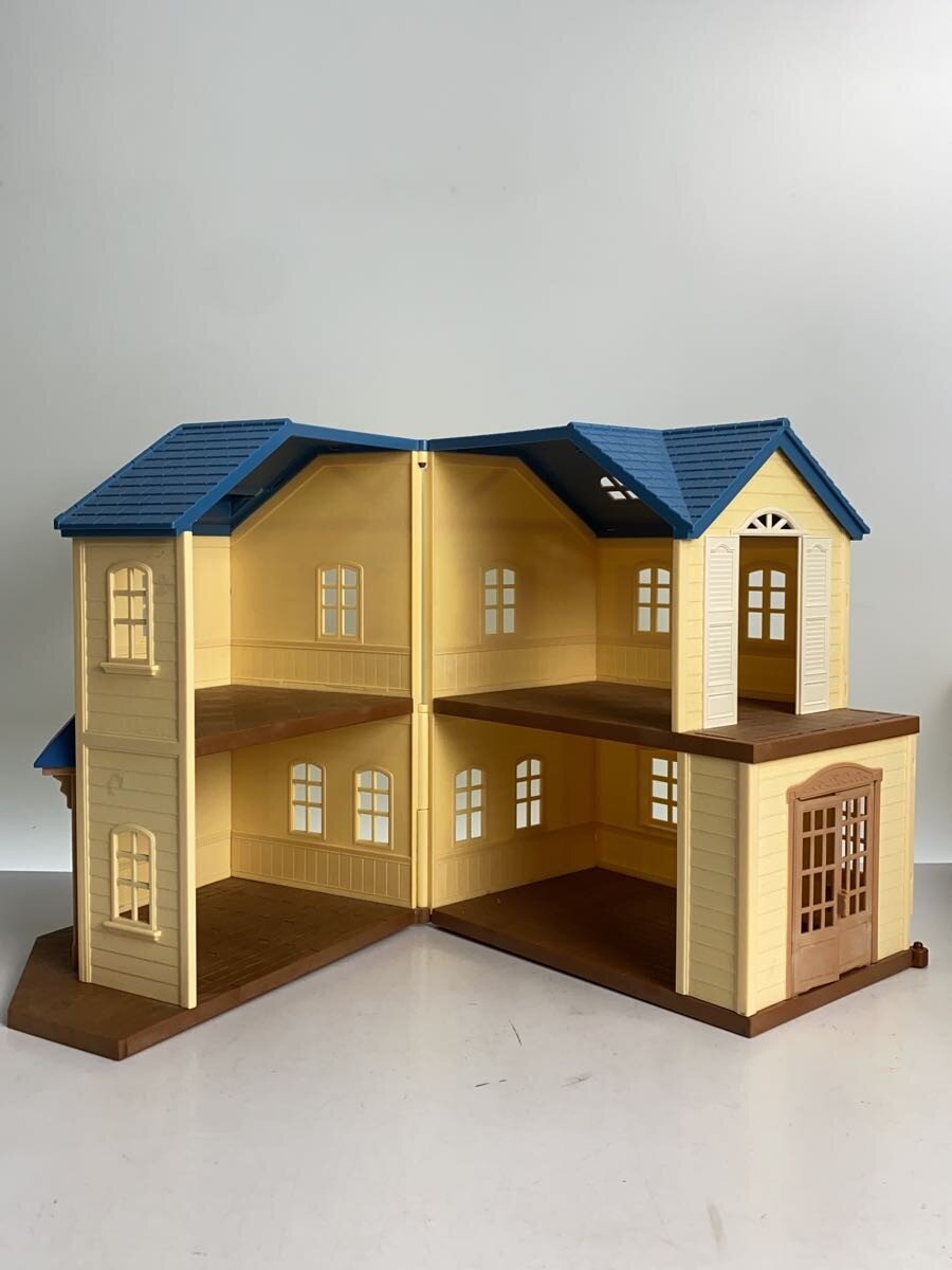 EPOCH Sylvanian Families Blue-Roof House with Carport Deluxe Set