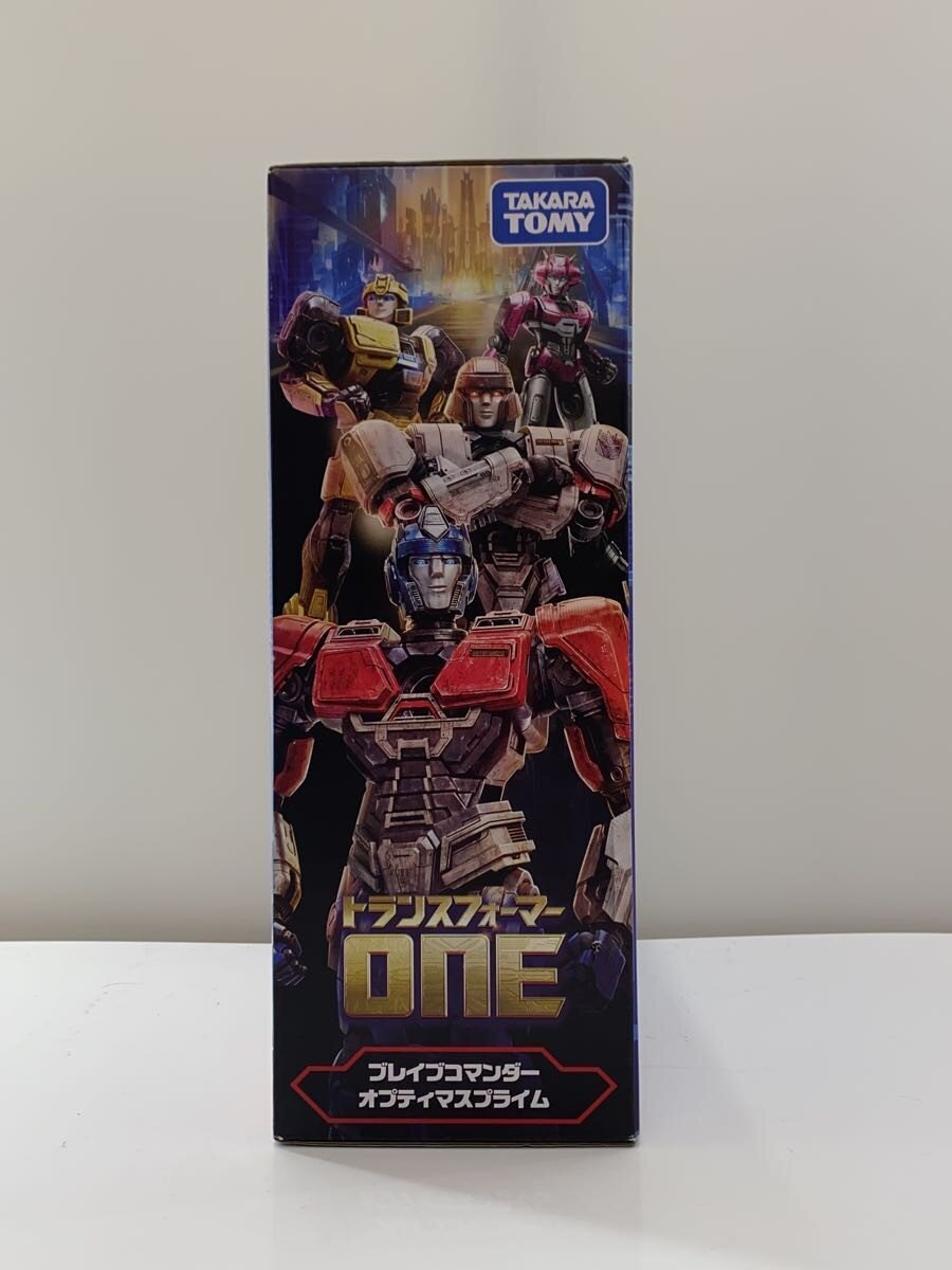 TAKARA TOMY Figure