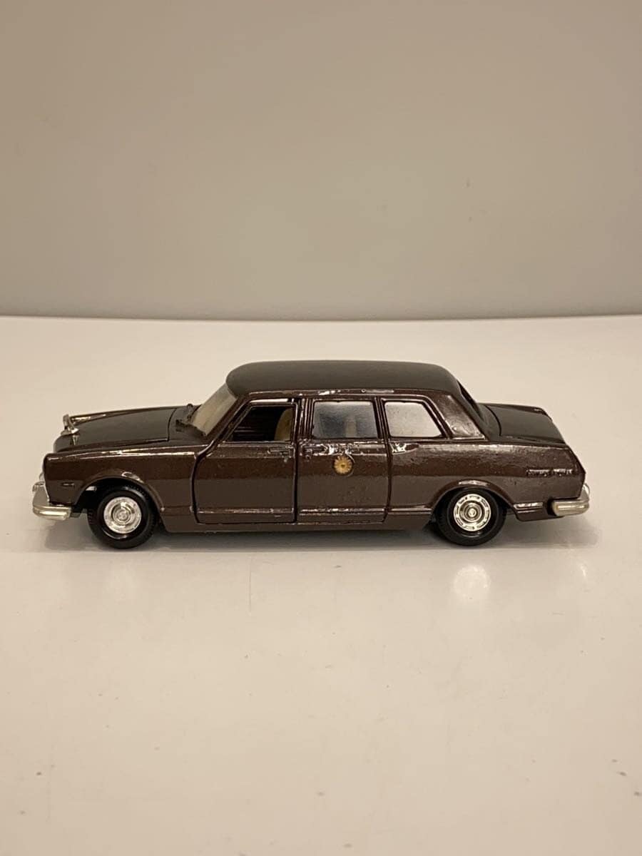 Yonezawa Toys BRW Nissan Royal G-26 Mini Car