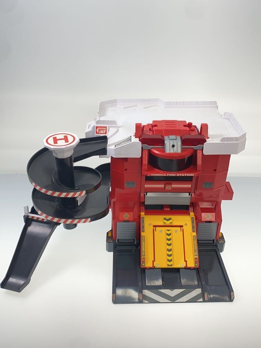 TAKARA TOMY Tomica Town Transforming Fire Station (Wireless Dispatch) - Parts Missing