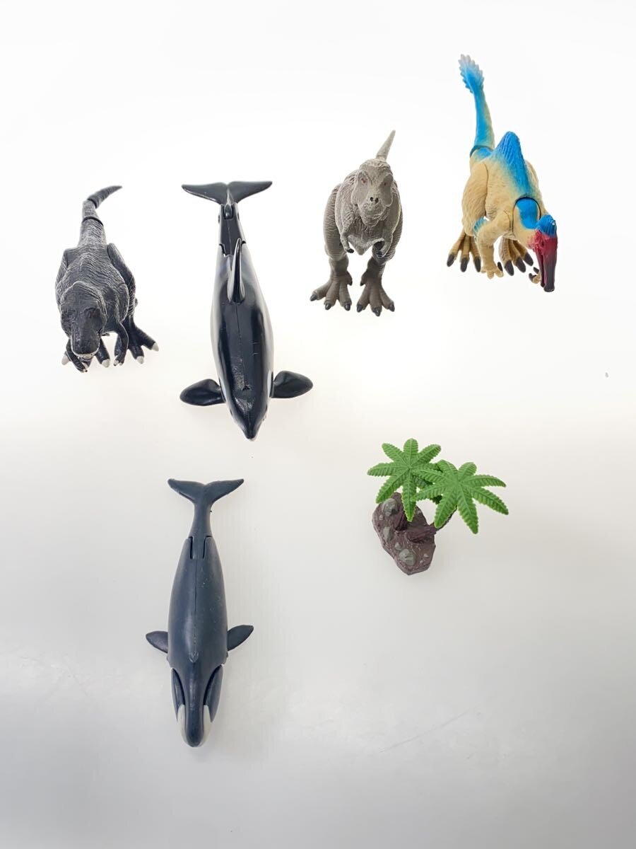 Assorted Figures (Other Brands, Ania)