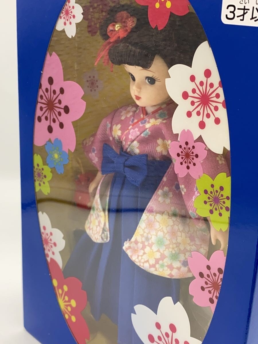 TAKARA TOMY Girl Doll
