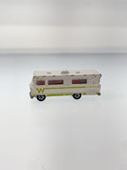 TOMY Tomica Winnebago Motor Home F1-1-1 (Made in Japan)