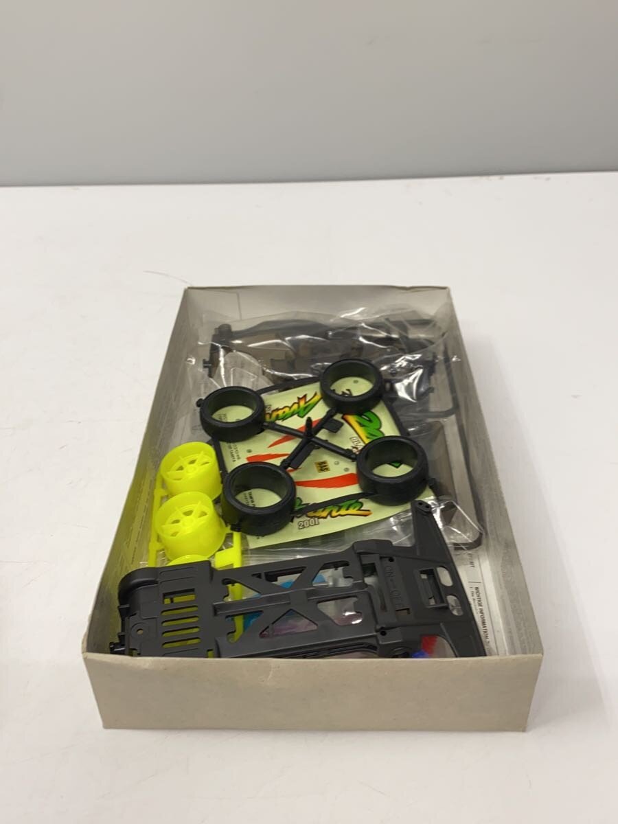 TAMIYA Mini 4WD Avante 2001 Jr. Black Special (Plastic Model)