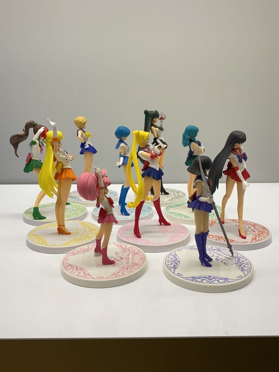 Other-brand Figures (Set of 10)