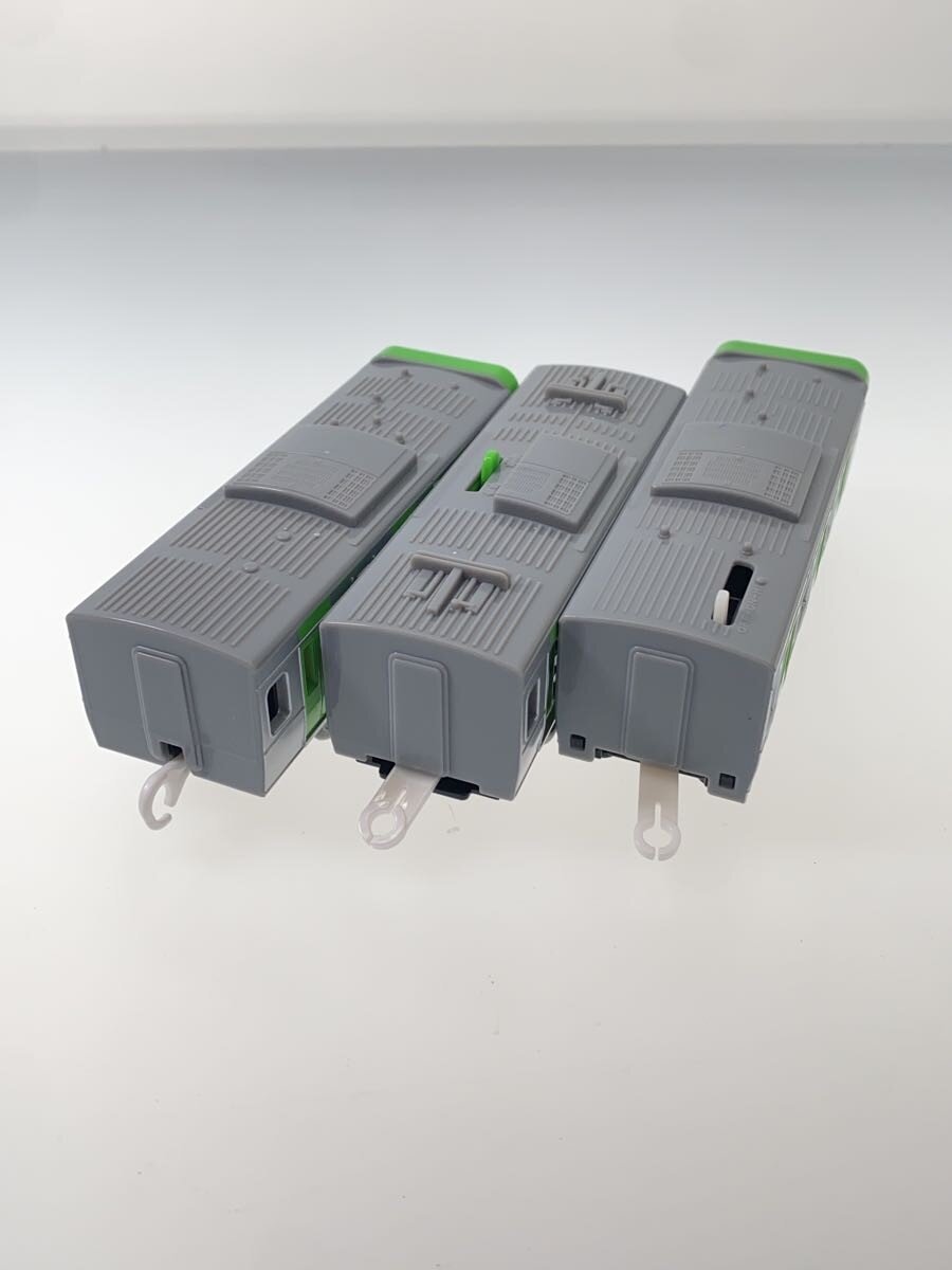 TAKARA TOMY Plarail E235 Series Yamanote Line Door-Opening (S-32) - No Box