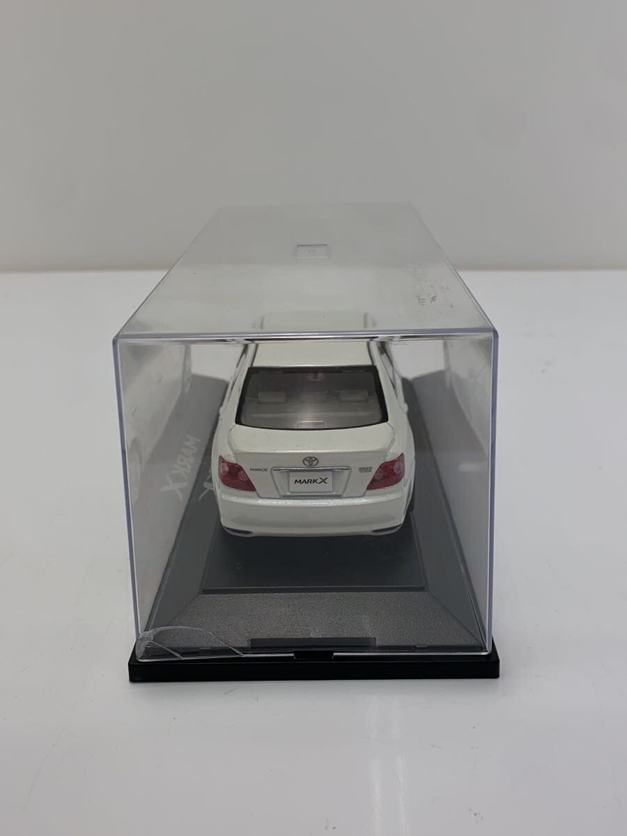 TOYOTA Mark X Mini Car (White)