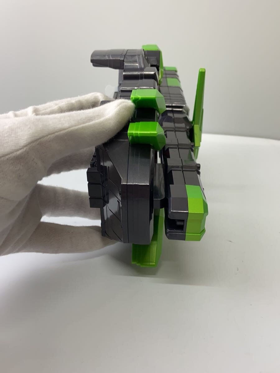 BANDAI Kamen Rider Geats DX Bujin Sword Buckle (205020-2699377)