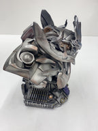 TAKARA TOMY Figure