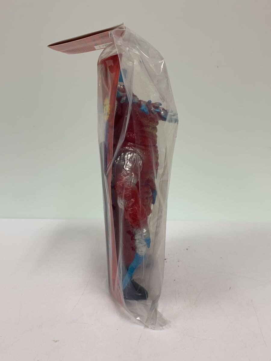 MEDICOM TOY Toei Retro Sofubi Collection Kamen Rider / Isoginchakku Figure