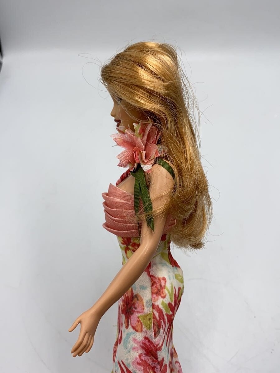 Mattel International Figure