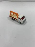 TAKARA TOMY Tomica Black Box Toyota Hiace Tow Truck Mini Car
