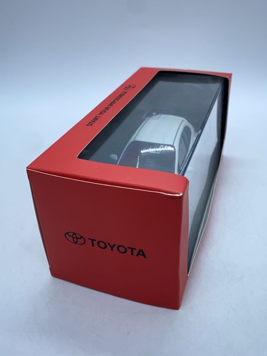 TOYOTA Mini Car (White)