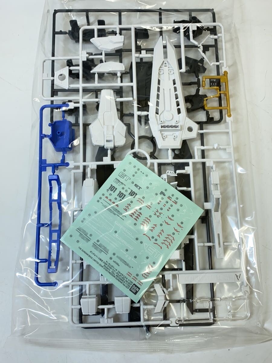 BANDAI SPIRITS Gunpla Plastic Model Kit