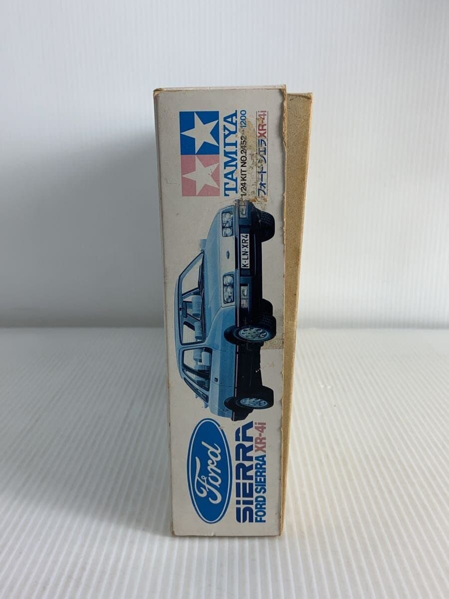 TAMIYA Ford Sierra XR-4i Plastic Model Kit