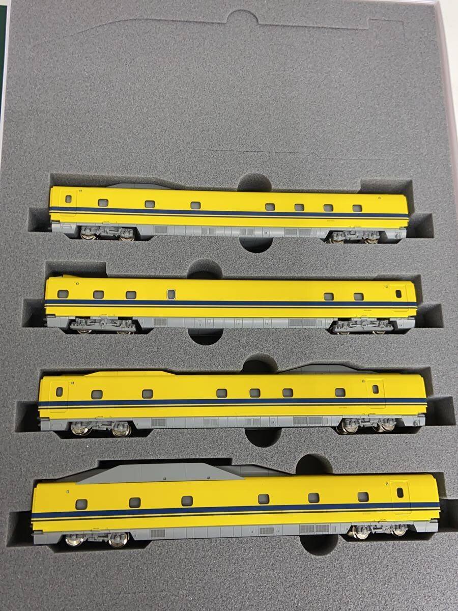 KATO 1/160 923 Series 3000 (Doctor Yellow) Add-on Set (4 cars)